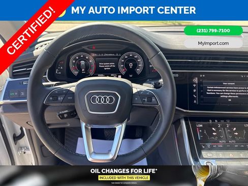 Certified 2025 Audi Q8 Premium Plus w/ Premium Plus Package AWD/4WD image 17