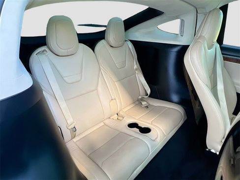 Used 2016 Tesla Model X 75D image 25
