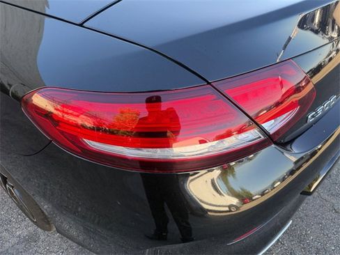 Used 2022 Mercedes-Benz C 300 Cabriolet w/ AMG Line image 32