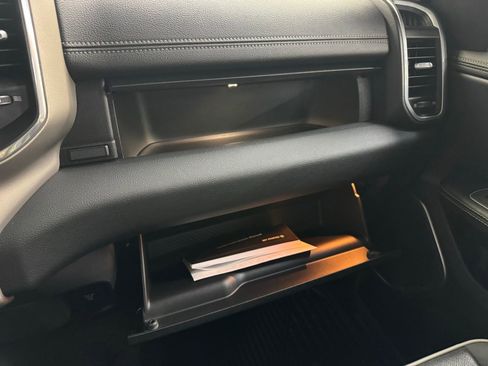 Used 2021 RAM 1500 Laramie image 32