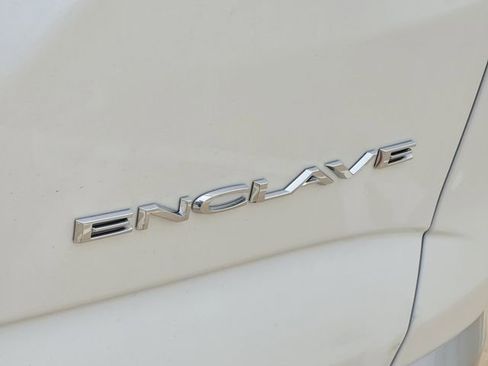 Used 2019 Buick Enclave Essence FWD image 9