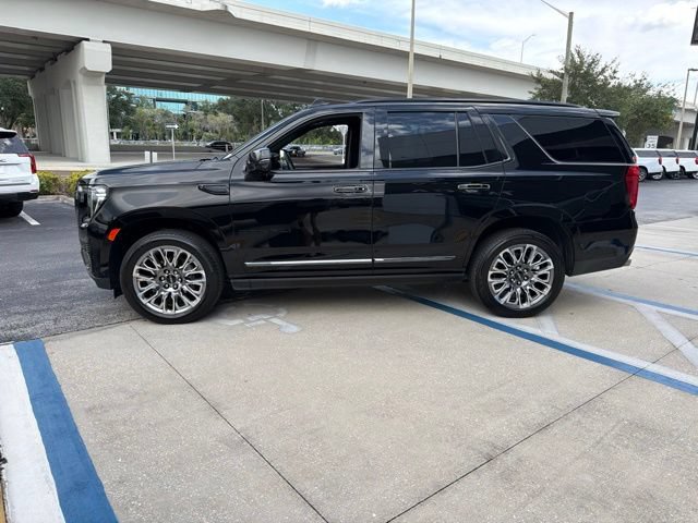 Used 2023 GMC Yukon Denali Ultimate AWD/4WD image 4