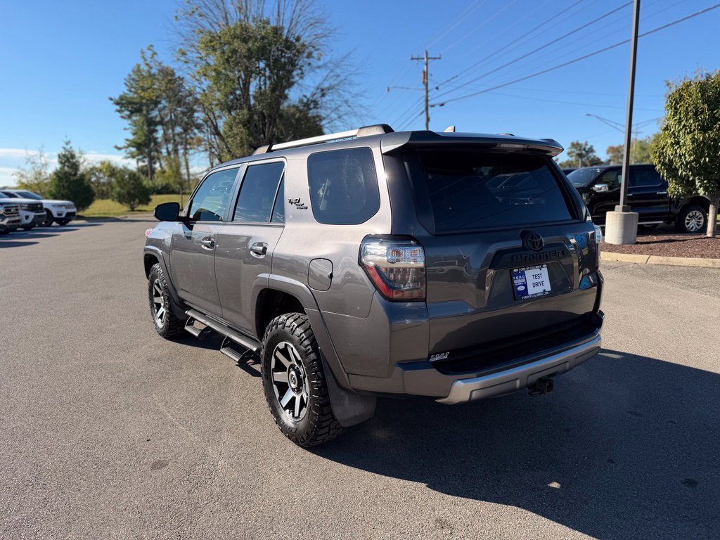 Used 2018 Toyota 4Runner TRD Off-Road AWD/4WD image 5