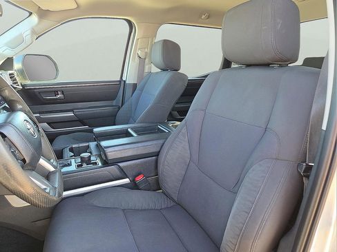 Used 2022 Toyota Tundra SR5 AWD/4WD image 15