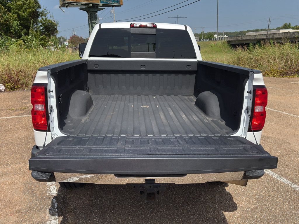 Used 2019 Chevrolet Silverado 2500 LTZ w/ Duramax Plus Package AWD/4WD image 6