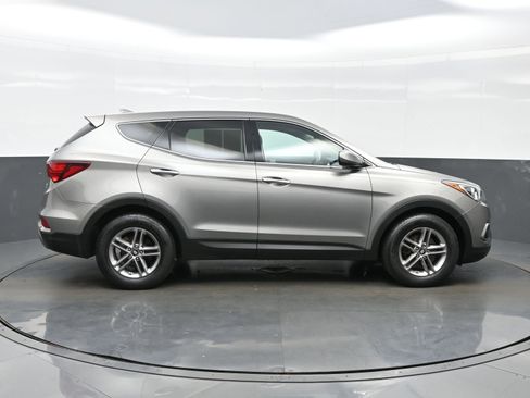Used 2017 Hyundai Santa Fe Sport AWD/4WD image 7