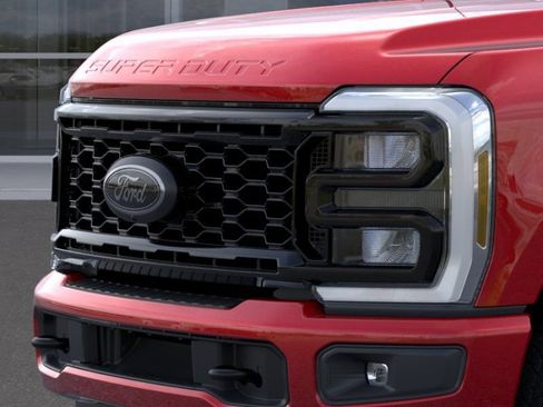 New 2026 Ford F250 XLT w/ XLT Premium Package AWD/4WD image 17