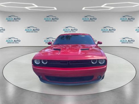 Used 2015 Dodge Challenger SXT Plus w/ Driver Convenience Group image 2