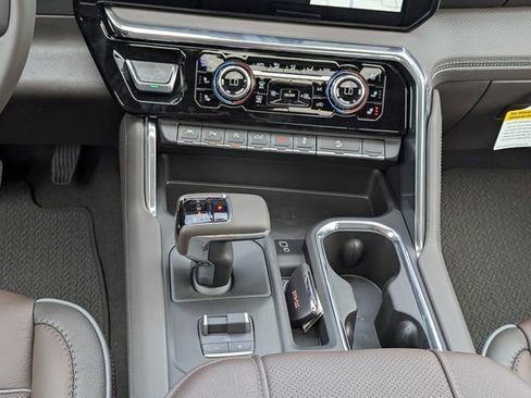 New 2026 GMC Sierra 1500 Denali AWD/4WD image 19