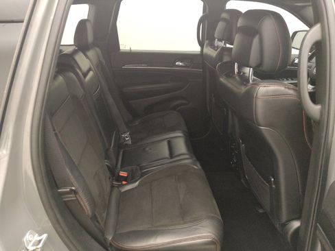 Used 2020 Jeep Grand Cherokee Trailhawk AWD/4WD image 19
