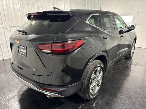 Used 2025 Chevrolet Blazer LT AWD/4WD image 4