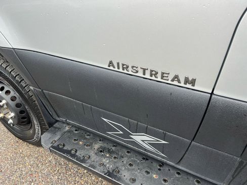 Used 2021 Mercedes-Benz Sprinter 3500 image 27