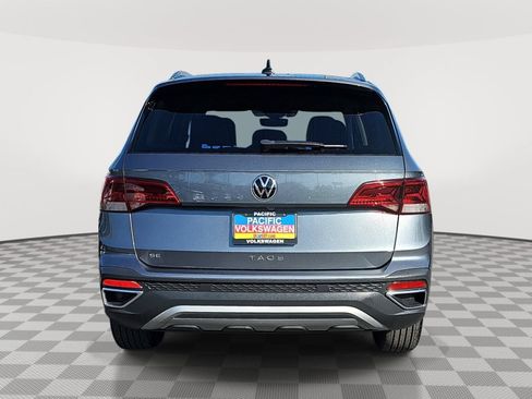 Used 2023 Volkswagen Taos SE w/ Black Wheel Package FWD image 6