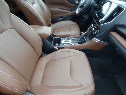 Used 2021 Subaru Forester Touring image 18