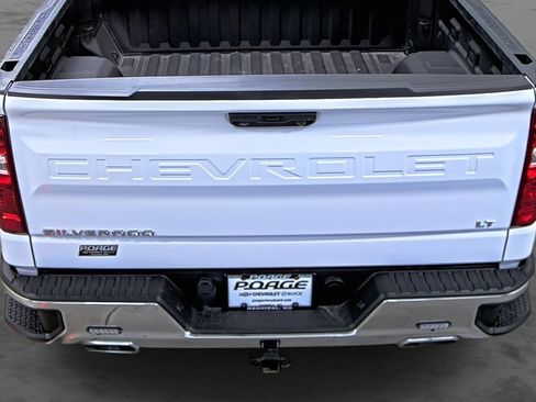 Certified 2023 Chevrolet Silverado 1500 LT w/ Z71 Off-Road Package image 11