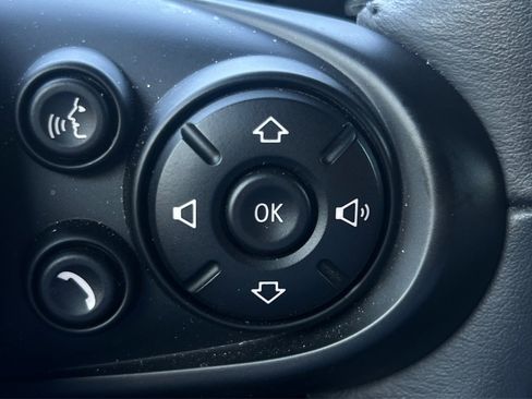 Used 2017 MINI Cooper Clubman S image 26