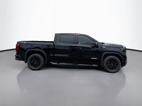 Used 2025 GMC Sierra 1500 Elevation w/ Elevation Premium Package AWD/4WD image 8
