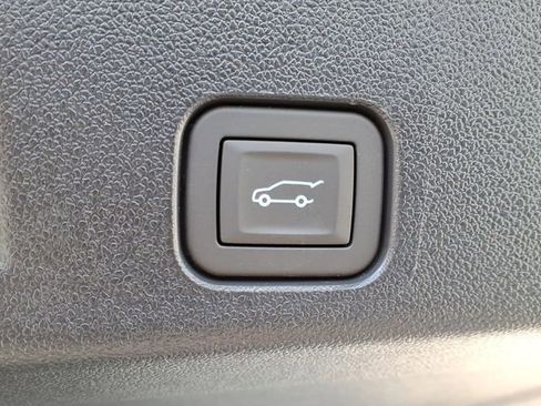 New 2026 GMC Acadia Denali w/ Super Cruise Package image 14