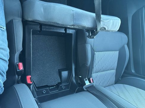 Used 2017 Toyota Tundra SR RWD image 38