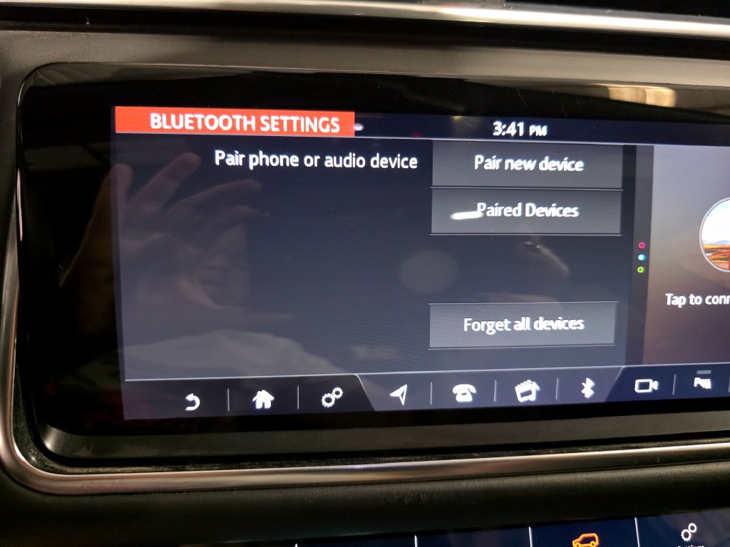 Used 2019 Land Rover Range Rover Velar R-Dynamic SE AWD/4WD image 30