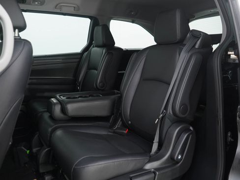 Used 2022 Honda Odyssey Touring image 18