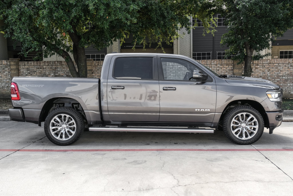 Used 2023 RAM 1500 Laramie AWD/4WD image 14