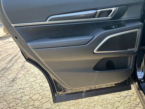 Certified 2025 Kia Telluride S FWD image 22