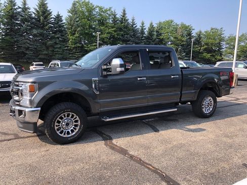 Used 2020 Ford F350 XLT w/ XLT Premium Package image 7