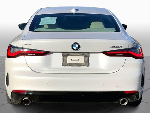 Used 2022 BMW 430i Coupe w/ Convenience Package image 4