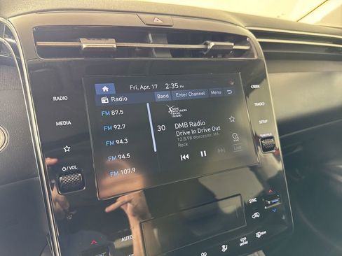 Used 2023 Hyundai Tucson SEL w/ Convenience Package image 16