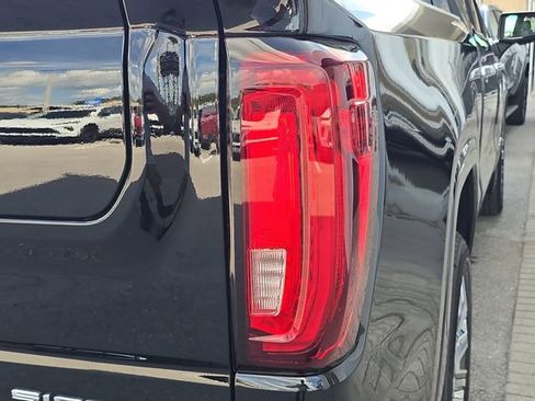 Certified 2023 GMC Sierra 1500 Denali w/ Denali Reserve Package AWD/4WD image 7