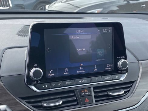 New 2025 Nissan Altima 2.5 SV image 21