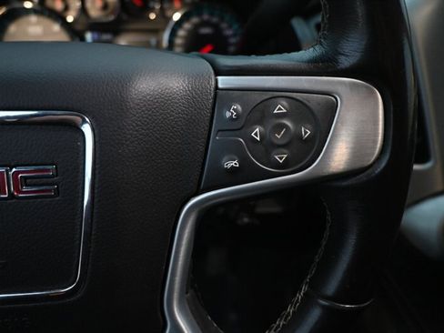 Used 2018 GMC Yukon SLE image 31