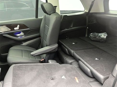 New 2026 Mercedes-Benz GLS 450 4MATIC image 22
