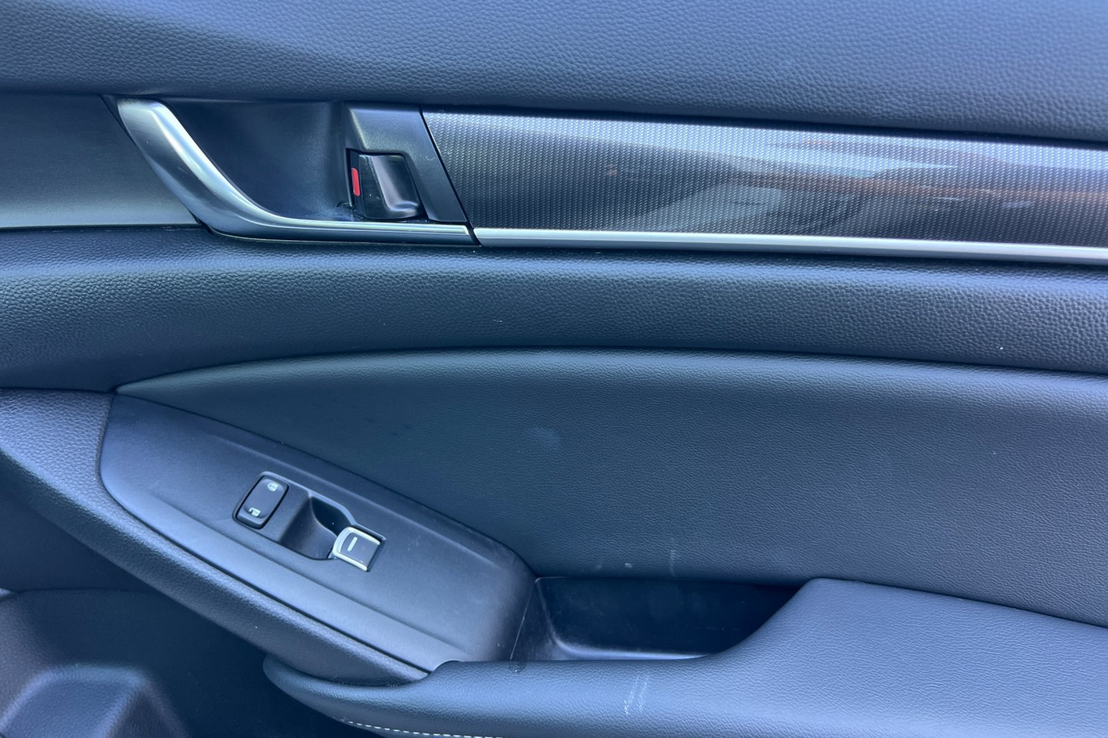 Used 2022 Honda Accord Sport image 19