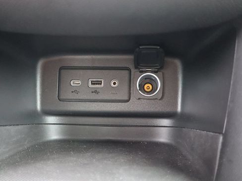 Used 2024 Chevrolet Equinox RS FWD image 13