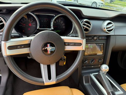 Used 2007 Ford Mustang GT Premium RWD image 39