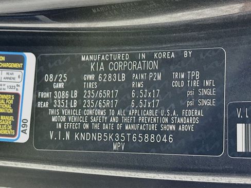 Certified 2026 Kia Carnival FWD image 32