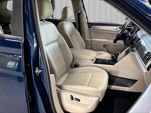 Used 2019 Volkswagen Atlas SEL AWD/4WD image 32