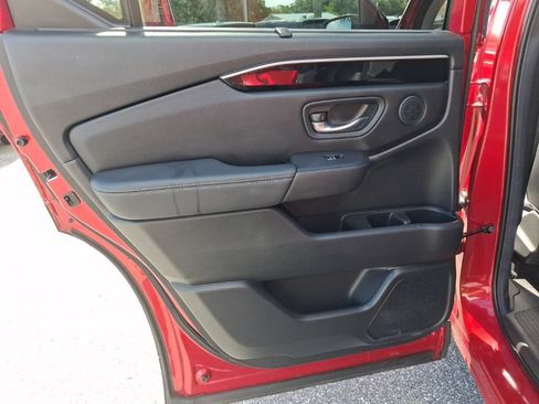 Used 2024 Honda Pilot EX-L image 26