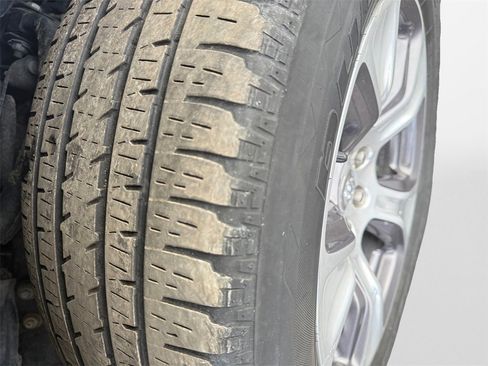 Certified 2022 RAM 1500 Laramie image 19