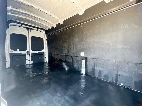 Used 2024 Ford Transit 250 148 High Roof Extended w/ Load Area Protection Package RWD image 32