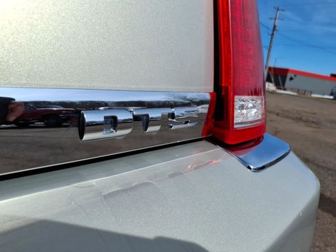 Used 2008 Cadillac DTS image 5