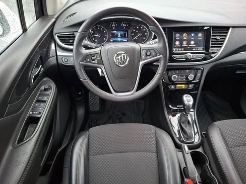 Certified 2022 Buick Encore Preferred w/ Safety Package image 11