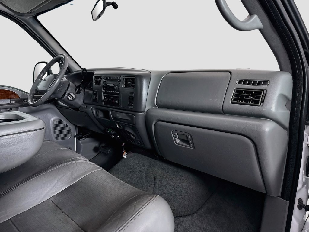 Used 2002 Ford F250 XLT AWD/4WD image 25