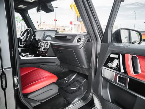 Used 2024 Mercedes-Benz G 63 AMG 4MATIC image 11