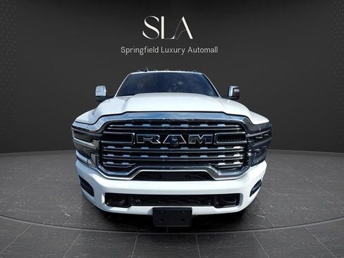 Used 2025 RAM 3500 Limited image 2