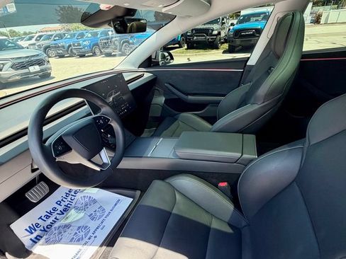 Used 2025 Tesla Model 3 Performance AWD/4WD image 11