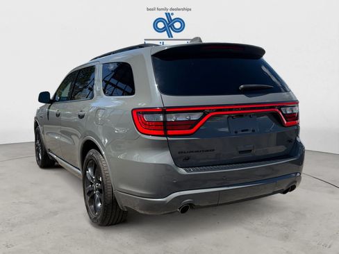 Used 2022 Dodge Durango R/T w/ Blacktop Package AWD/4WD image 4