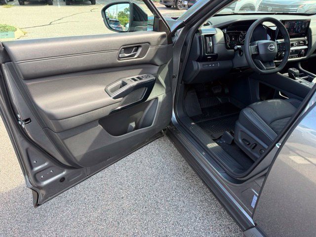 New 2026 Nissan Pathfinder SV AWD/4WD image 15